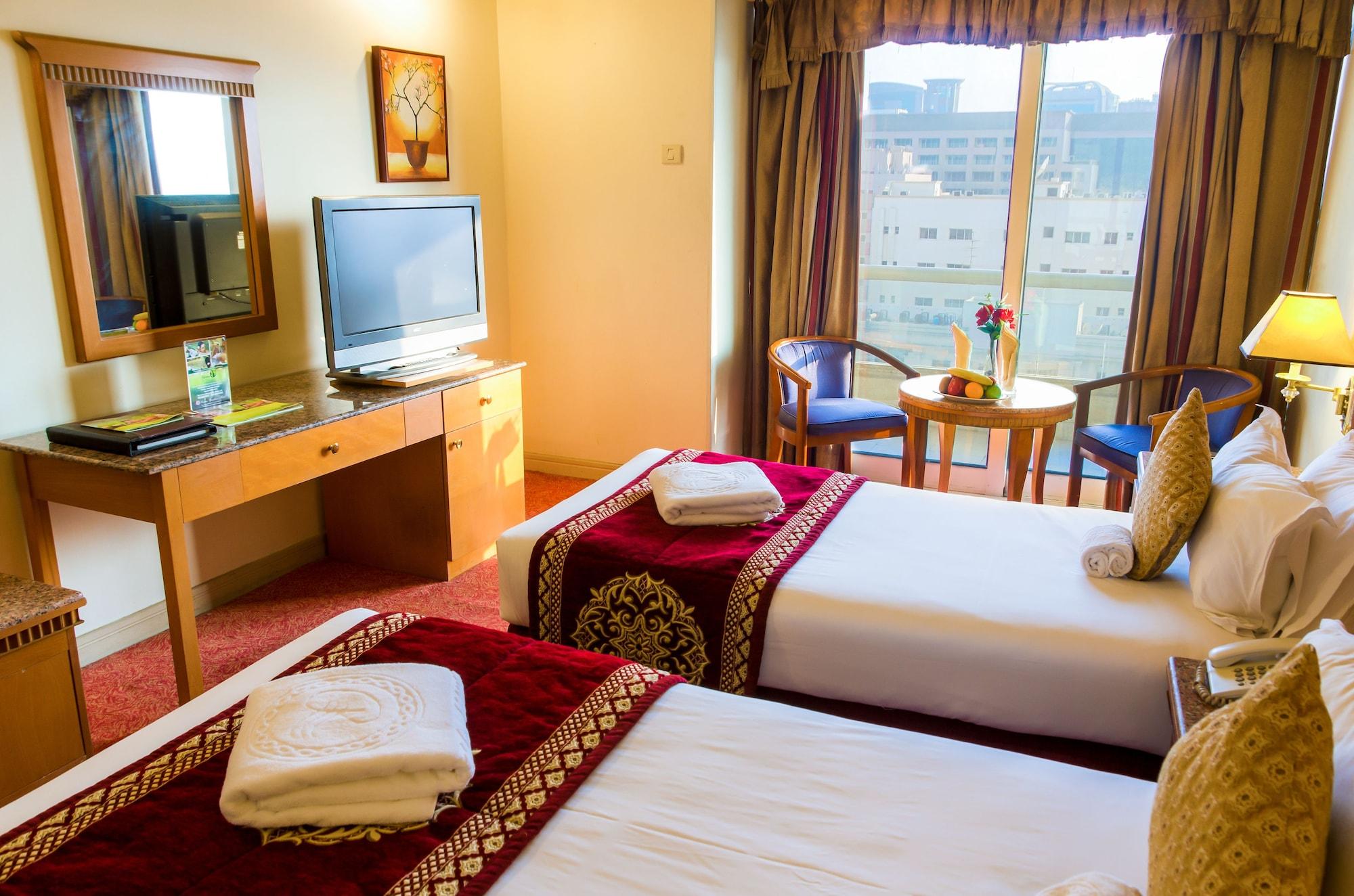 Ramee Guestline Hotel Dubai Esterno foto