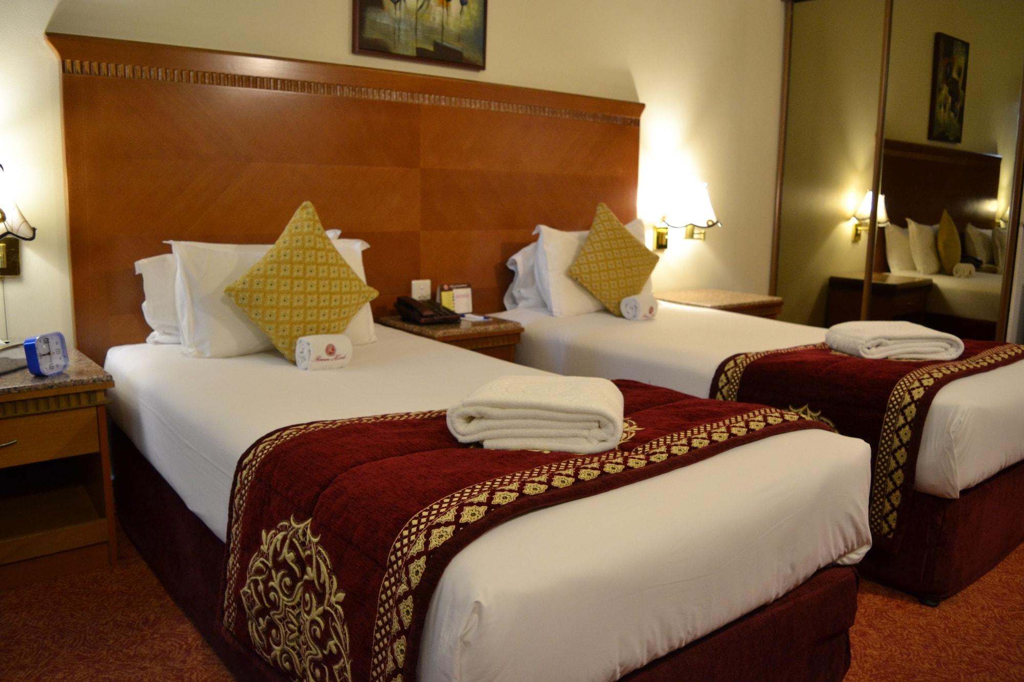 Ramee Guestline Hotel Dubai Esterno foto