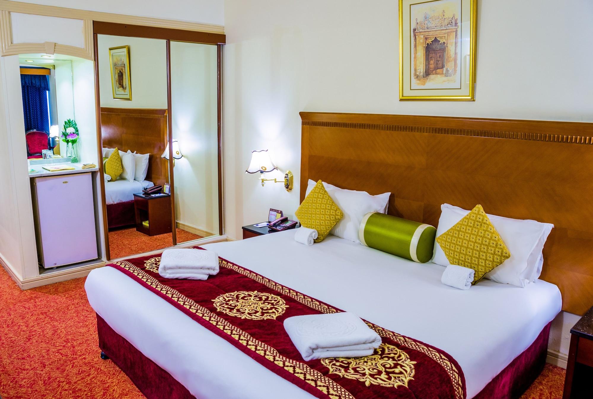 Ramee Guestline Hotel Dubai Esterno foto
