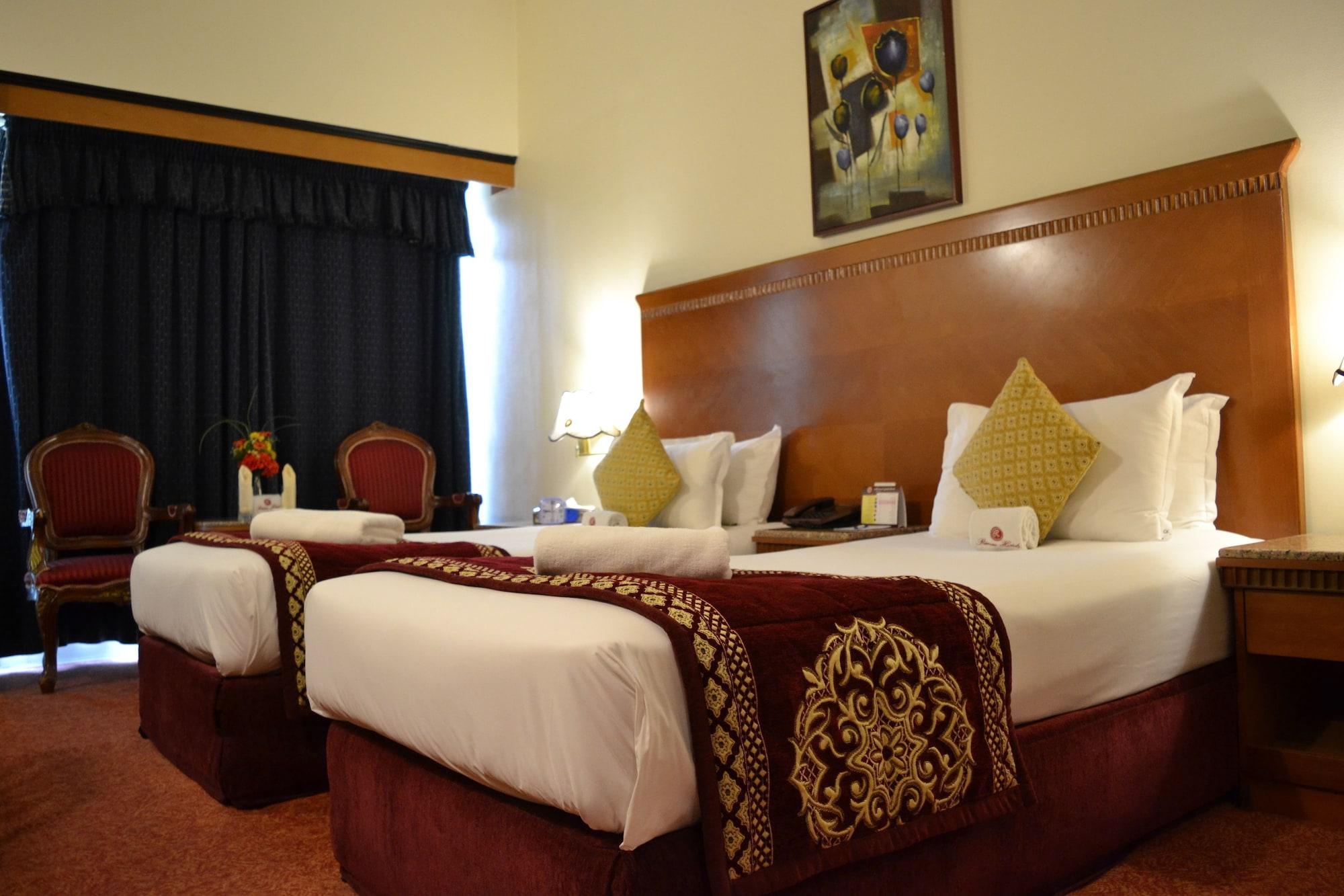 Ramee Guestline Hotel Dubai Esterno foto