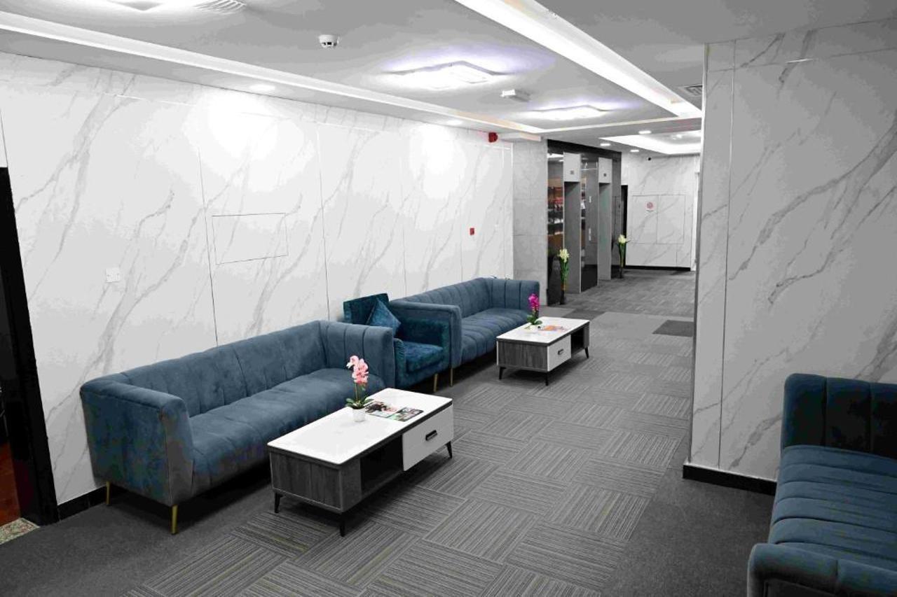 Ramee Guestline Hotel Dubai Esterno foto