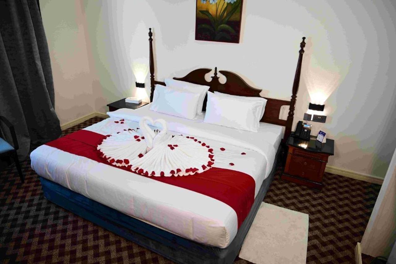 Ramee Guestline Hotel Dubai Esterno foto