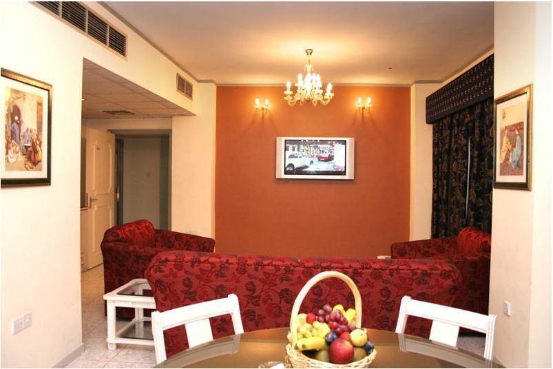 Ramee Guestline Hotel Dubai Esterno foto