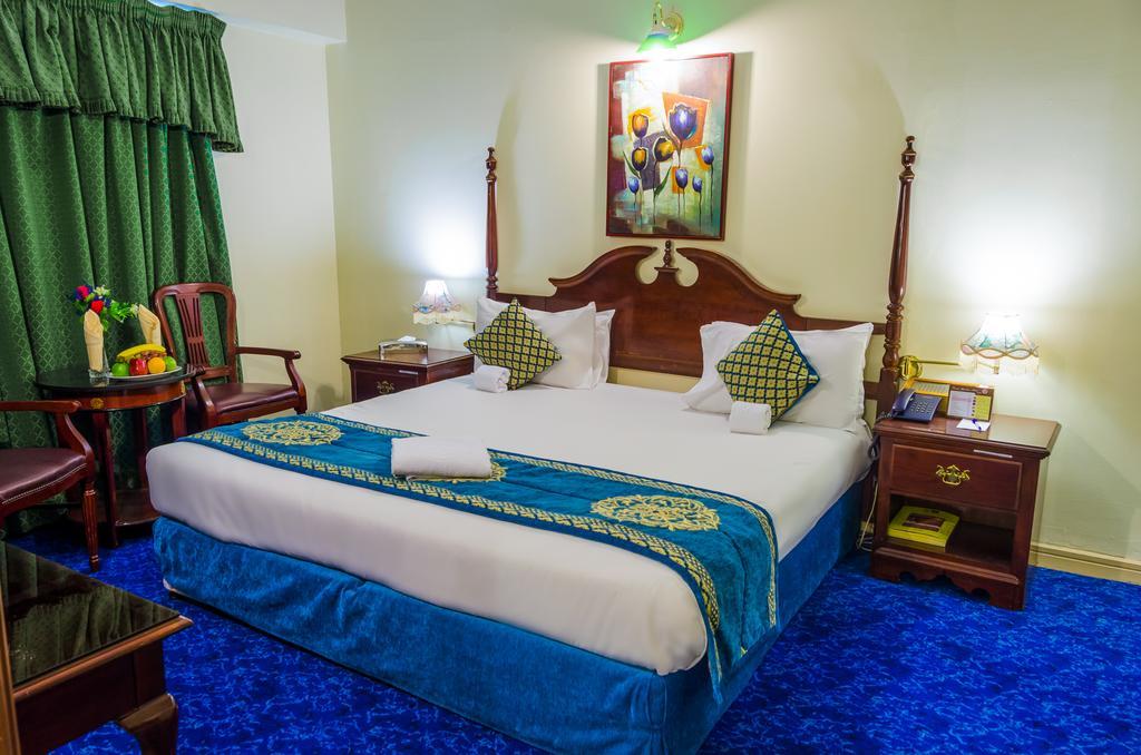 Ramee Guestline Hotel Dubai Esterno foto